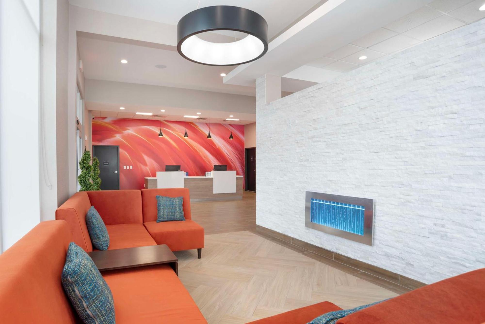 Best Western Plus Mobile Inn And Suites المظهر الخارجي الصورة